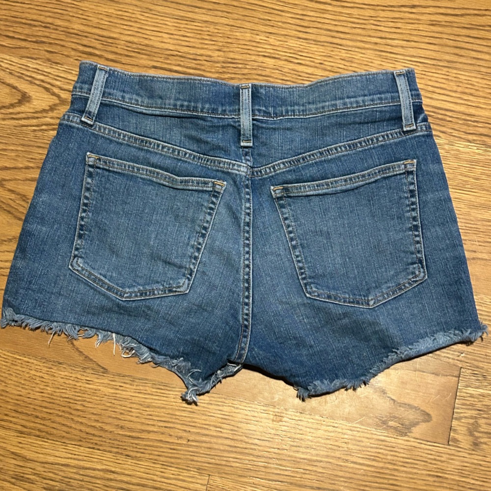 J Crew Mid-rise Indigo Denim Shorts
Item AV826‎ - Picture 10 of 16